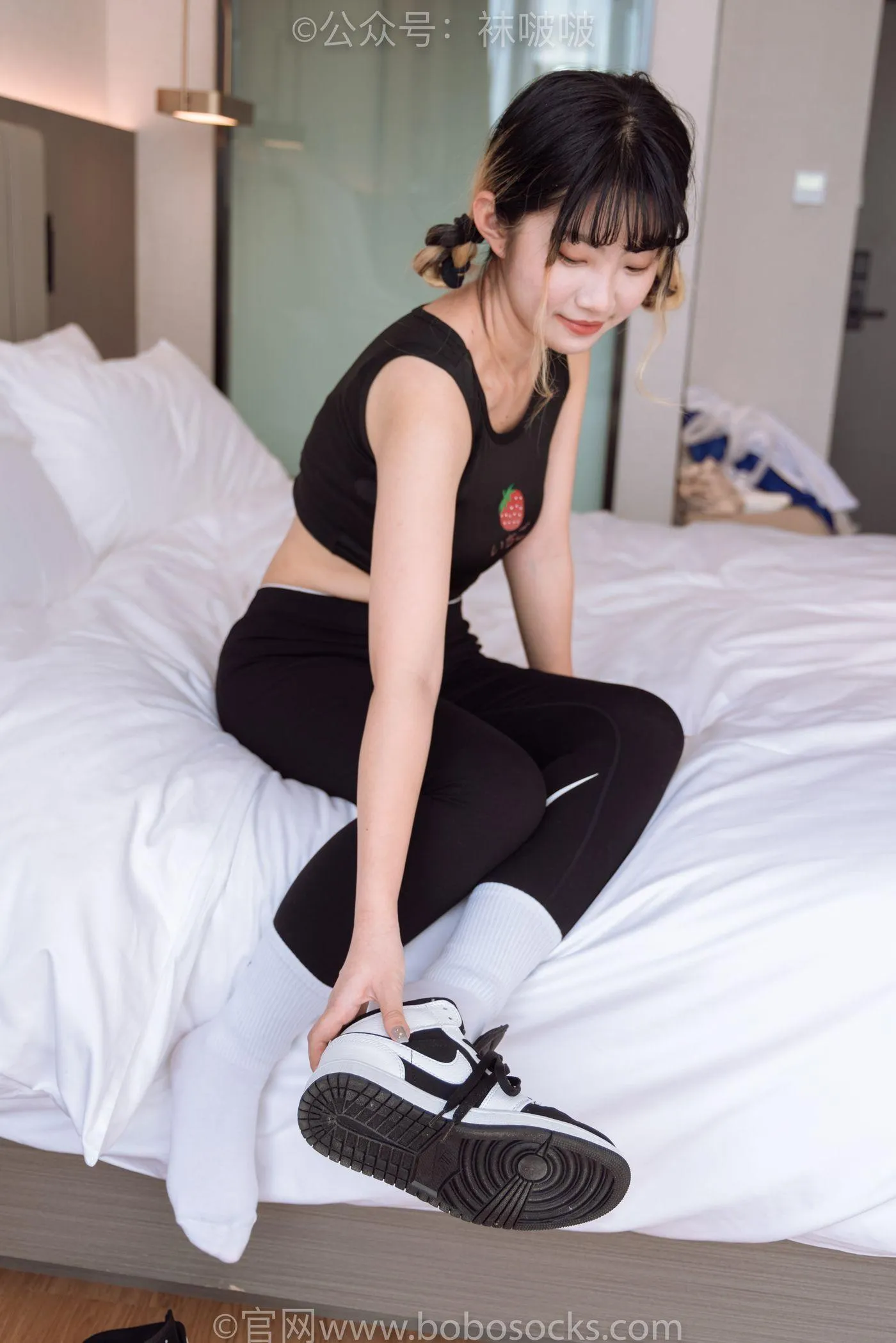 [BoBoSocks袜啵啵]NO.059 砂糖-AJ板鞋、白棉袜、裸足 [142P]插图2